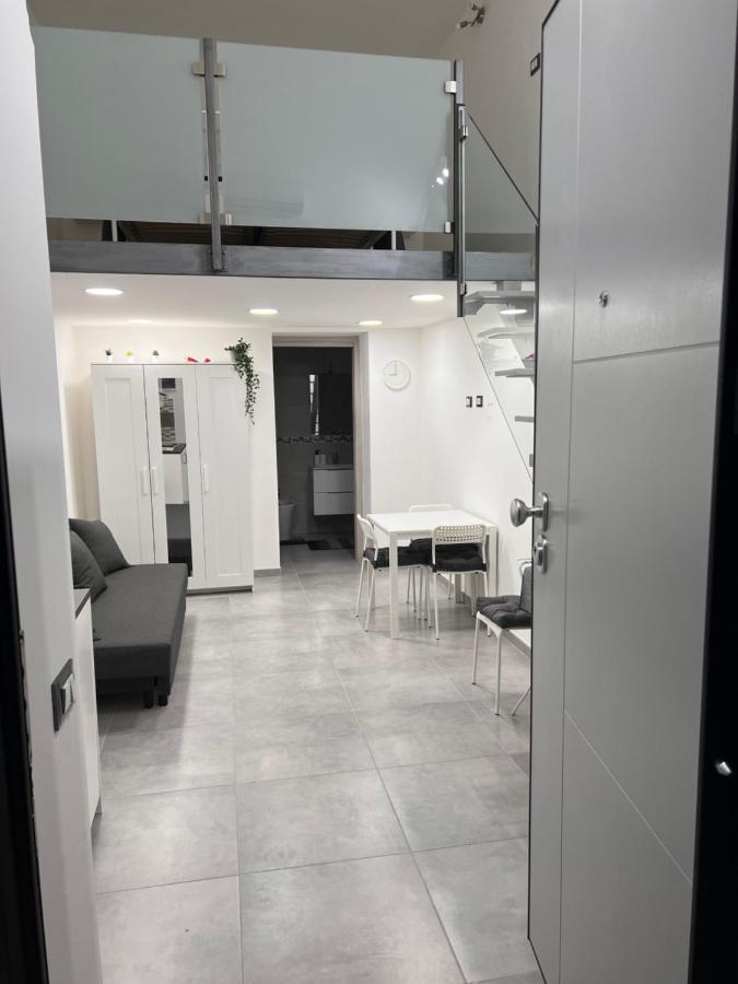 Emilyhouse Apartman Catania-Fontanarossai nemzetközi repülőtér Kültér fotó